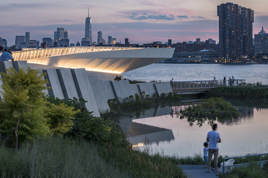 Hunter’s Point South Waterfront Park Phase II: Resilient Urban Waterfront Design