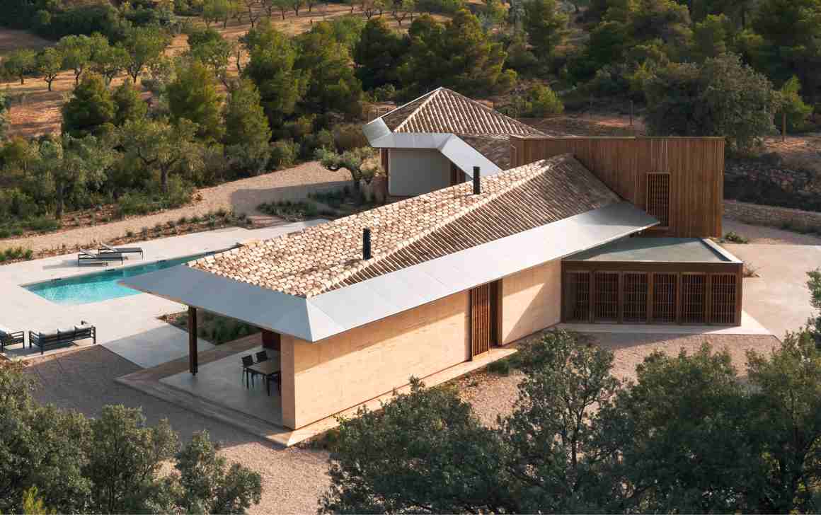 Contemporary Low-Carbon Architecture with Passive Design and Natural Materials